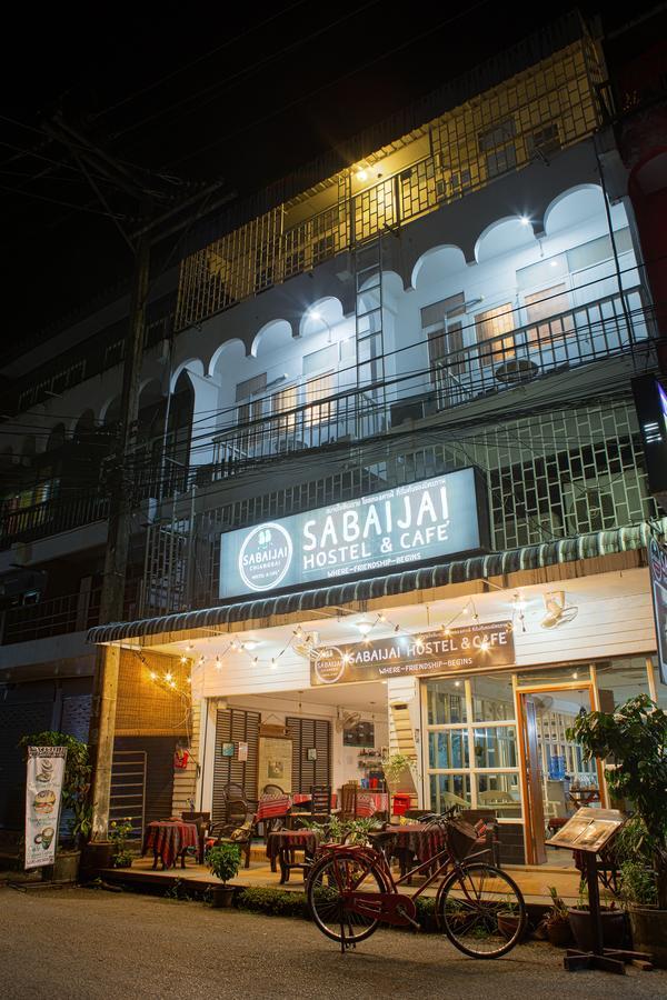 Yellow Flower Hostel Чіанграй Екстер'єр фото